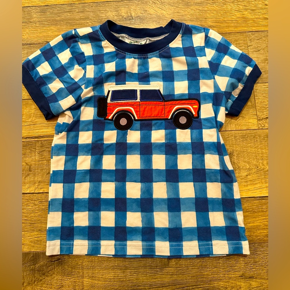 The Smocked Bear Truck Applique Tee